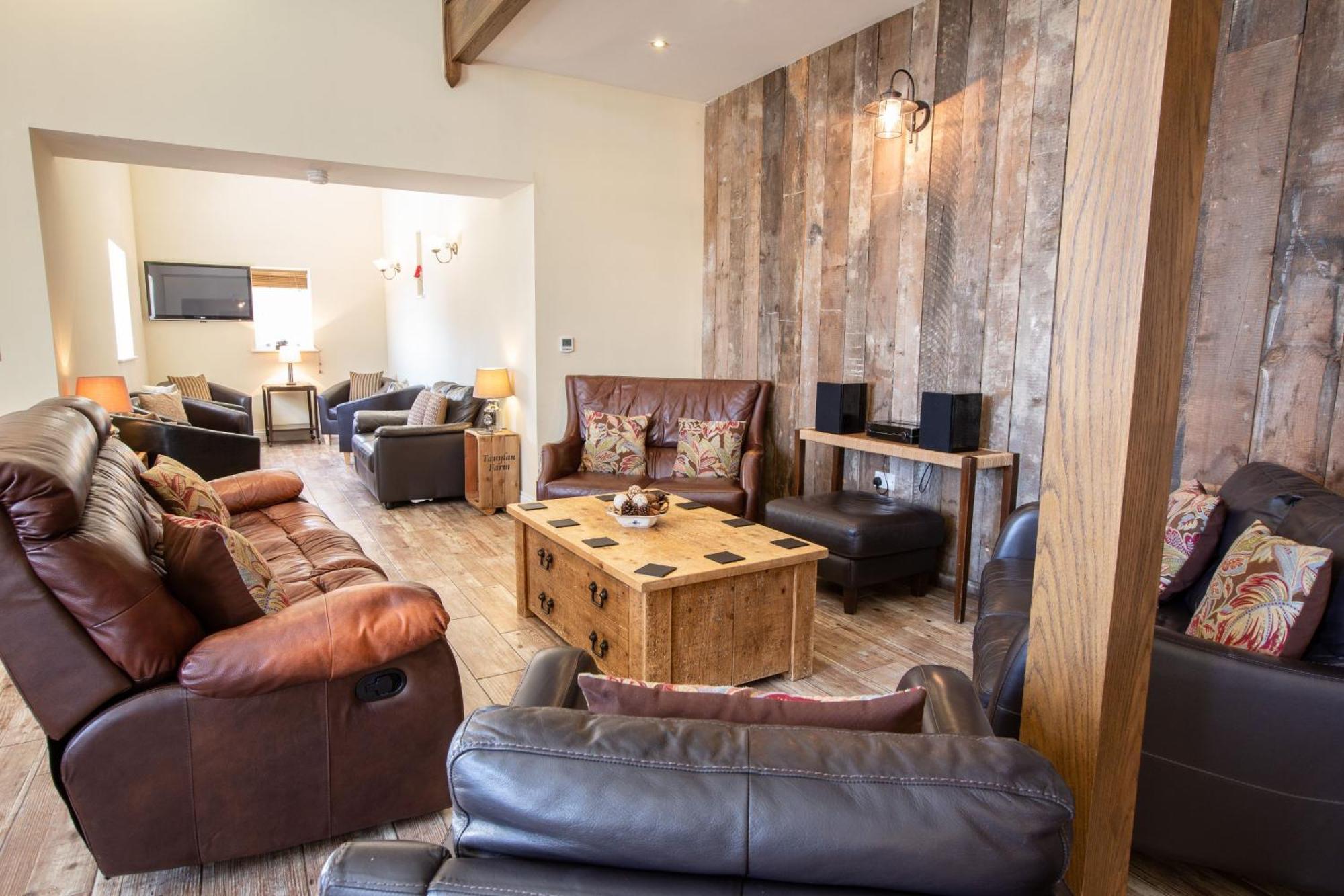 The Big Barn Villa Kidwelly Екстериор снимка