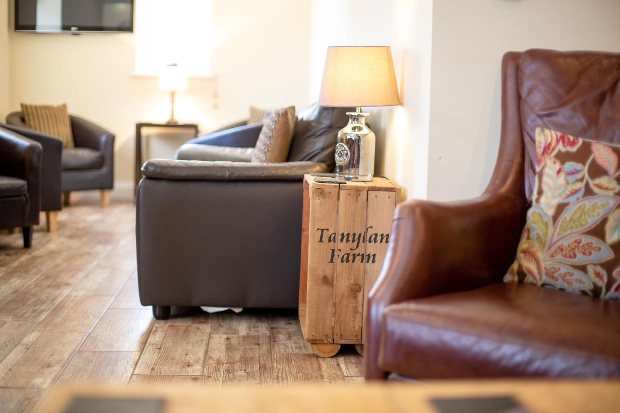 The Big Barn Villa Kidwelly Екстериор снимка