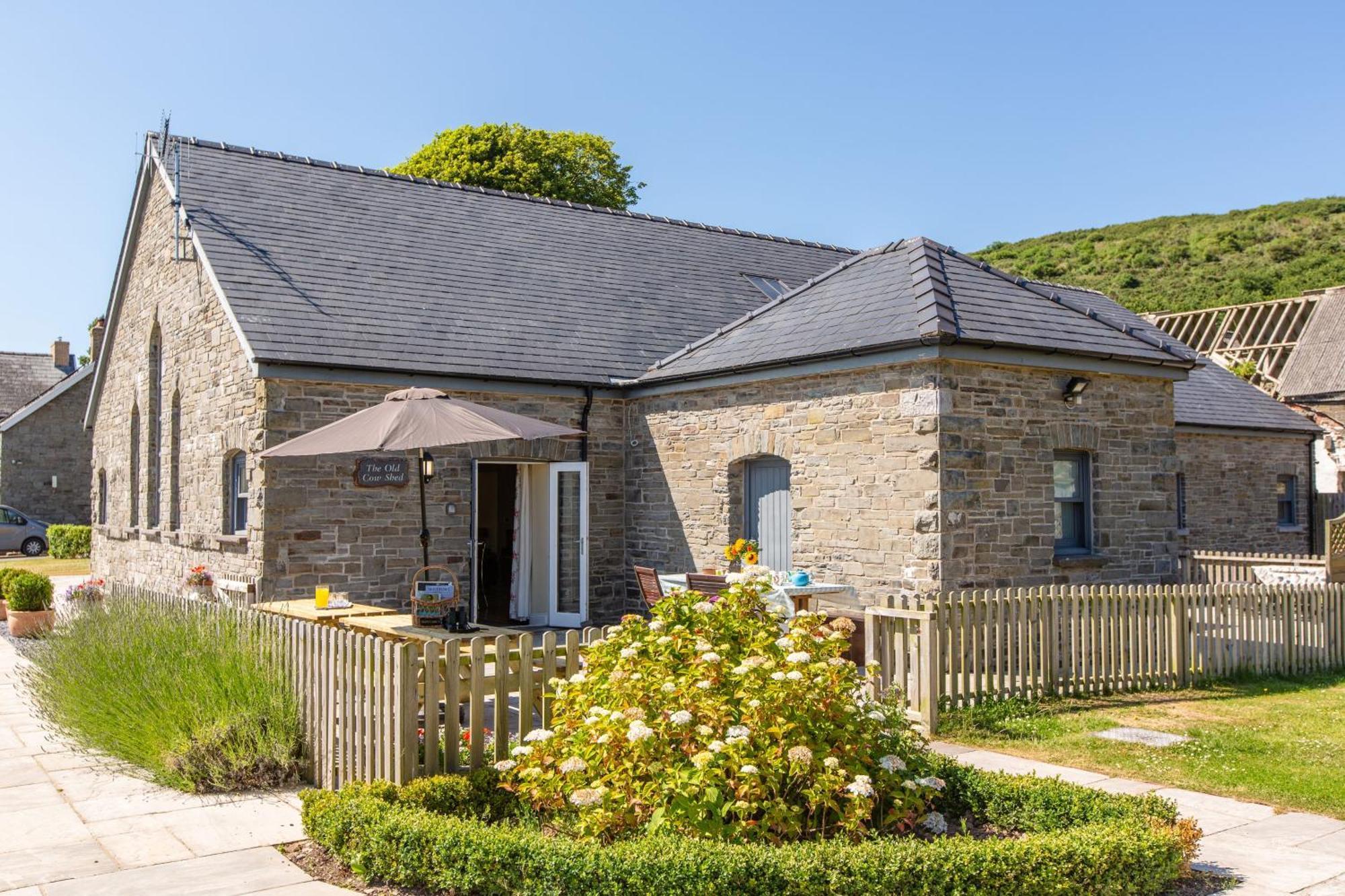 The Big Barn Villa Kidwelly Екстериор снимка
