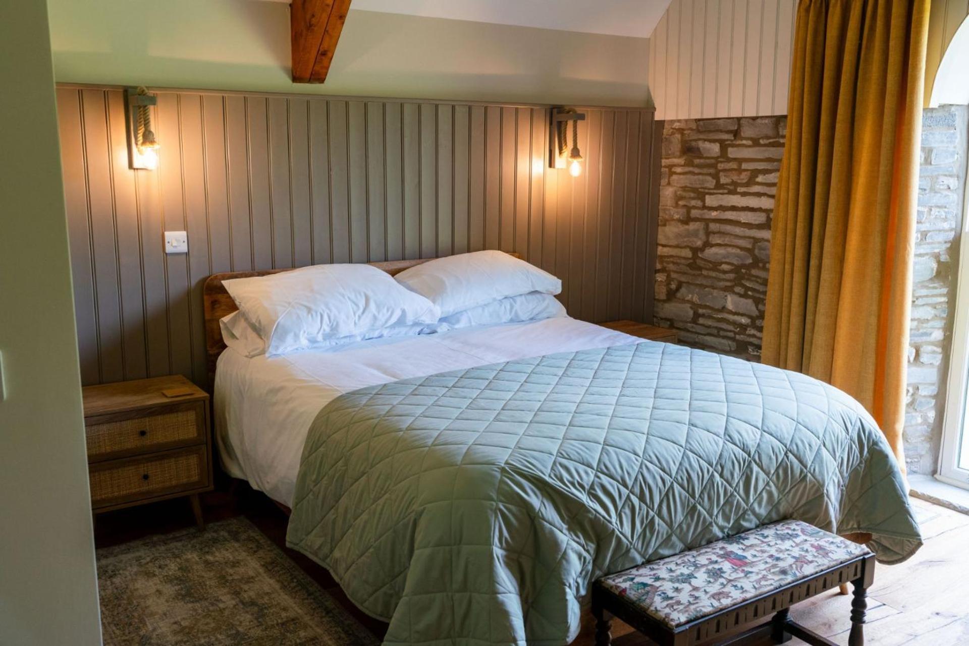 The Big Barn Villa Kidwelly Екстериор снимка