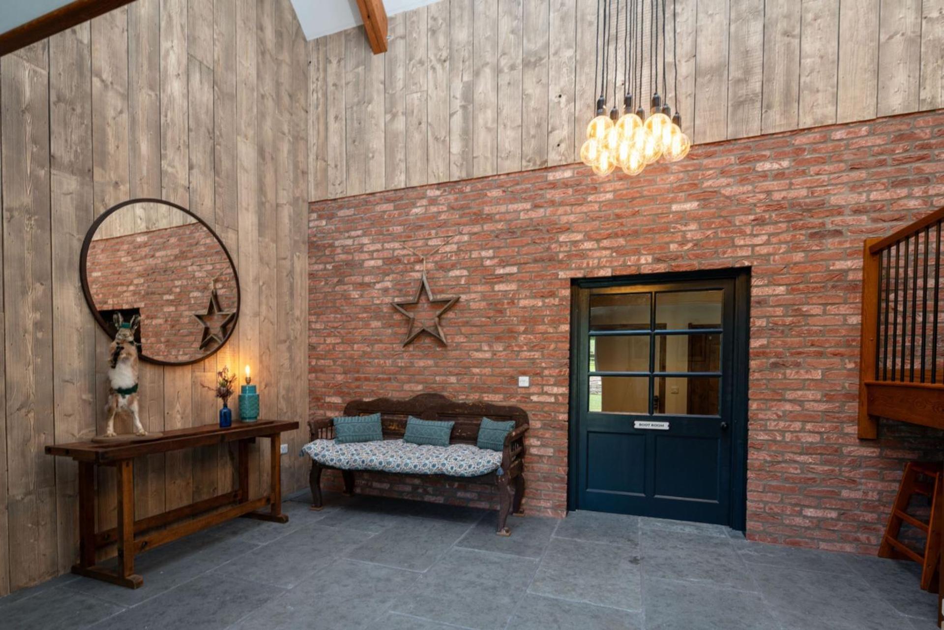 The Big Barn Villa Kidwelly Екстериор снимка