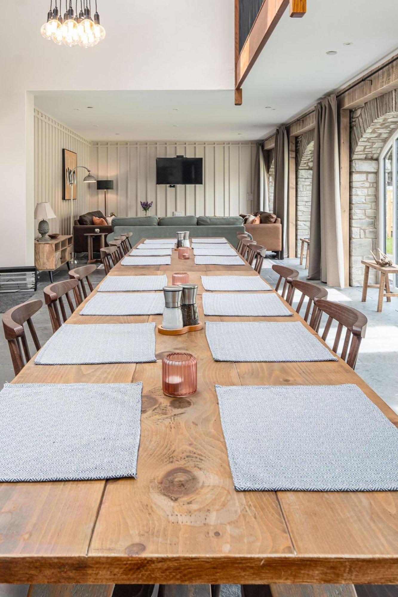 The Big Barn Villa Kidwelly Екстериор снимка